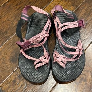 Chacos GUC Size 9
